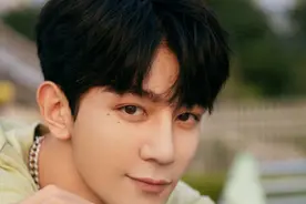 夏之光恋情曝光后发声 向R1SE兄弟和粉丝们道歉图片