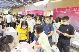 八方支援助力湖北稳就业 湖北城镇新增就业43.7万人图片