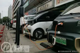 新能源汽车充电桩进小区难？官方回应来了图片