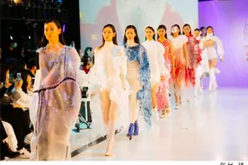 看T台走秀，逛潮流集市图片