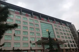 蓝翔多名学生退学背后：学生退学原因多样 家长认为学校收费偏高图片