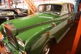 劳斯莱斯古董车即将拍卖 车龄50载气质不减当年图片