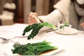 医生，我整个胃都被切除了，未来还能正常吃饭吗？图片