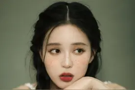 还记得网剧《心理罪》的校花邓琳玥吗？她都有孩子了？图片