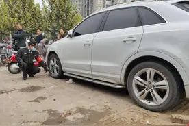 车胎又又双叕被放气，疑似影响市场出摊位？图片