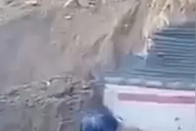 甘肃一工地疑似古墓葬被破坏，相关部门已介入视频封面