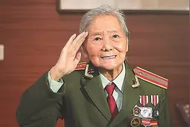 当年审讯过的美军俘虏，在美国认出了她——访原志愿军第九兵团政治部敌工部翻译刘禄曾图片