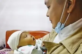 女儿降生不到3个月被确诊胆道闭锁 父亲签字捐肝救女图片