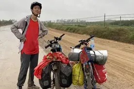 24天2300公里！19岁小伙骑着自行车，从四川到浙江上大学图片