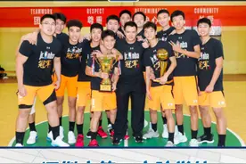 省中学生篮球锦标赛：深圳二实夺男女篮“双冠王”图片