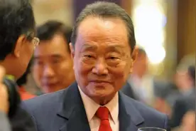 永不破产的巨人郭鹤年图片