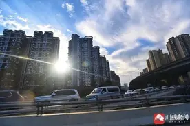 北方气温“跳水”，四川人却在防晒！全国乱穿衣预警地图来了图片