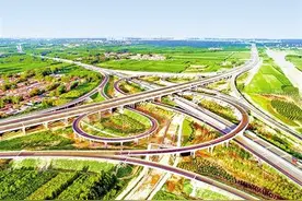 邢台路桥千山公司“三步棋”打开钢构大市场图片