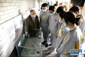 南海贝壳展走进中学校园图片