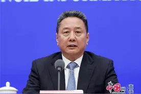 中国发布丨交通运输部：360多个城市投放共享单车1945万辆 180多个城市投放共享汽车20万辆图片