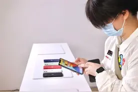 5G有多快？蓝是什么蓝？记者提前上手体验iPhone12图片