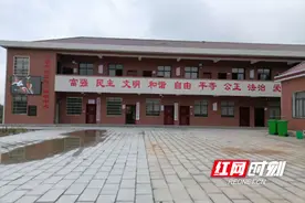 攸县：爱心企业家捐款百万建家乡图片