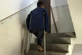 被“圈养”的“小马总”：其父是两家公司法人，每年有两次机会见儿子图片
