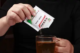 证监会回应白云山复方板蓝根事件：一旦发现违法违规，将依法予以查处图片