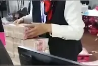 保定相关部门回应“村民麻袋装钱”：拆迁补偿款，应村民要求图片