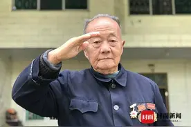 四川青神老兵王紫斌：夜晚口渴就喝河水 天亮才发现是血水图片