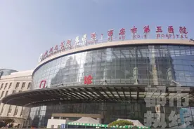 西安一男子面部肿痛难忍，竟是鼻窦里长了牙……医生提醒图片