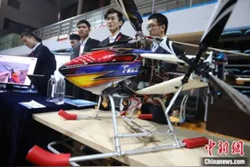 南京航空航天大学研究生“奇思妙想”玩转“未来”图片