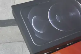 iPhone12发售，郑州购买者评价新机视频封面