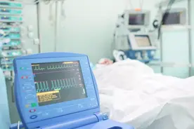 几块钱一斤的“秋葵”将夫妻俩吃进ICU！快告诉家人这些东西不能吃图片