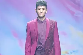 中国国际时装周拉开帷幕图片
