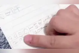 看懵！一年级学生记事本堪比摩斯密码视频封面