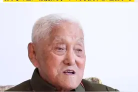 96岁老兵首度晒出珍贵老照片：“奇袭白虎团的，就是我们团”图片