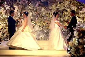 这对姐妹的婚礼，马云送来大礼图片