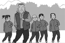 校长领跳“鬼步舞”课间欢乐就应这样图片