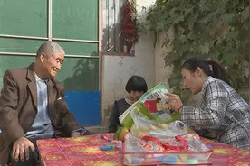菏泽单县：教育精准扶贫 不让学生因贫失学图片