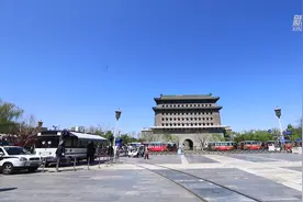 别让老人那么“难” “智慧养老”要有真智慧视频封面