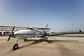 山东通用航空“环鲁飞”首航 济南到东营最快50分钟图片