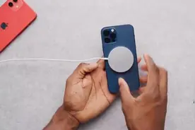 iPhone12会让房卡消磁？苹果：用卡包隔离