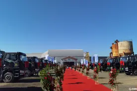 再交付25辆纯电动重卡，一汽解放加速开启新能源时代图片