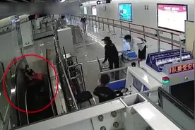 帅！南宁一辅警5秒3个动作，救了2个人图片