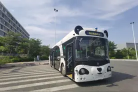 坐好扶稳！首辆智能网联无人驾驶巴士已发车，全市首条示范线路坪山启用图片