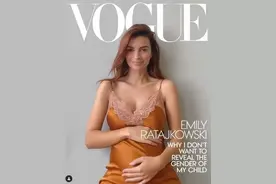 超模Emily Ratajkowsk怀孕登封 展现新手妈妈的温暖姿态图片