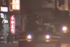 蔡英文用来“逃命”的装甲车，这次它带着伪装又来了......图片