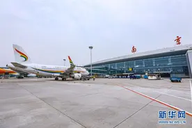 南京与拉萨实现直航图片