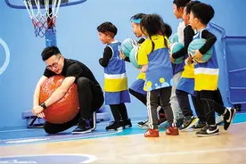 广州新中考政策催热校外体育特训班 一期培训三四千 学跳绳还得报班？图片