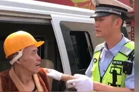 这次是真的！达州“光头强”喝酒骑两轮摩托被交警逮住了图片