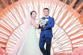 为战“疫”推迟婚礼的“90后”新娘出嫁了图片