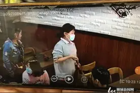 1分16秒，这个女孩救人的身影最美图片