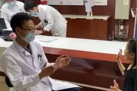 左脚变形坚持跳舞锻炼，7岁泰安女孩今日出院！脚形状已基本恢复正常图片