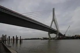 40分钟车程缩短到5分钟！黄浦江上又多一条过江通道，行人、非机动车今后也能走→图片